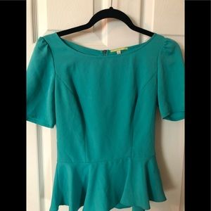 Gianni Bini  top. Emerald green color. Great condition. Size 2